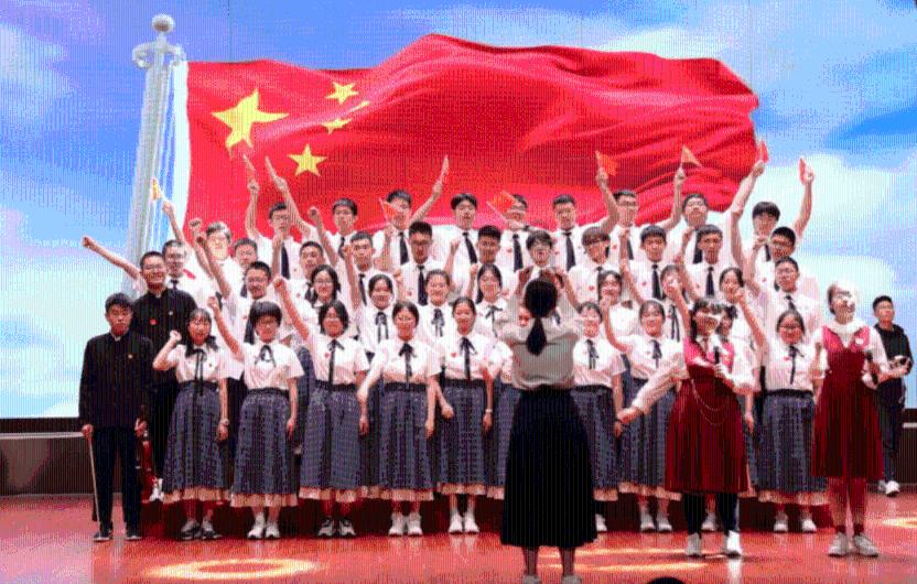 救援困倦的男孩